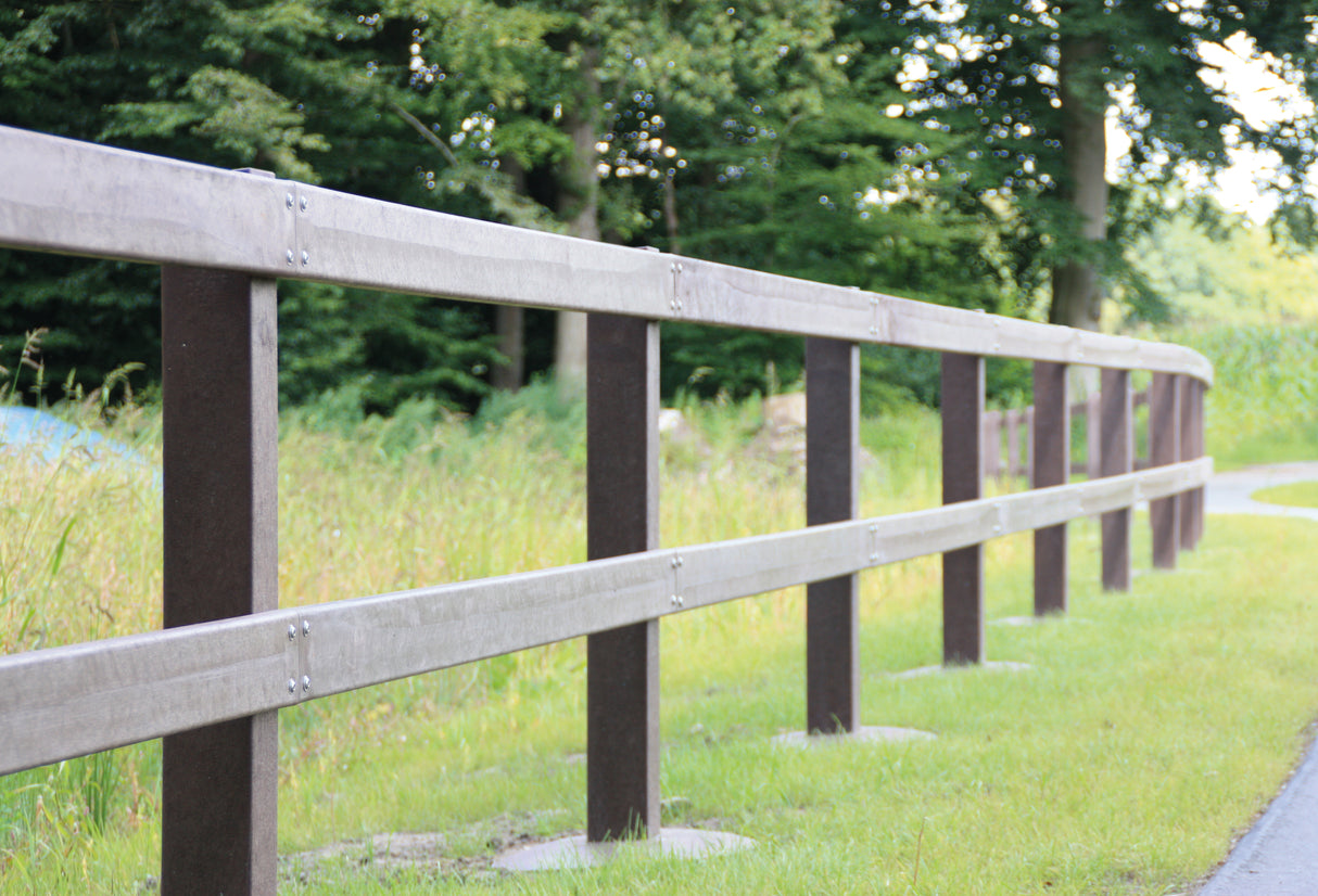 Konstrukcijas materiāls mono kompozīta plastmasa Hanit pelēkā krāsā