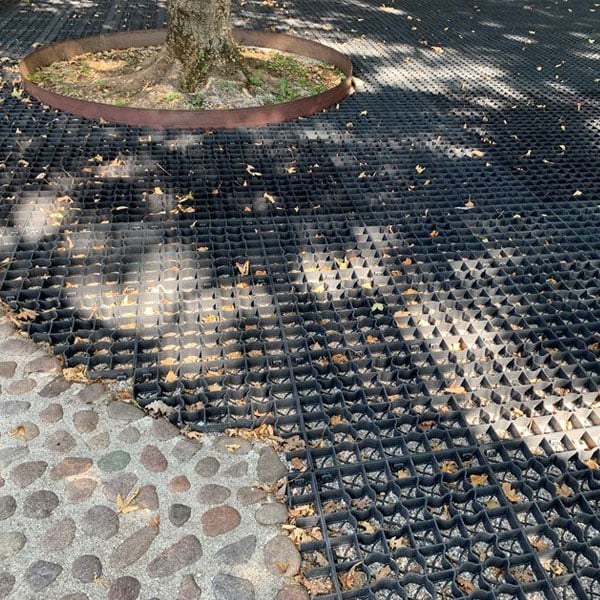 Zāliena un brauktuves režģis DAK-ROCK-HEAVY 500mm x 500mm x 39mm