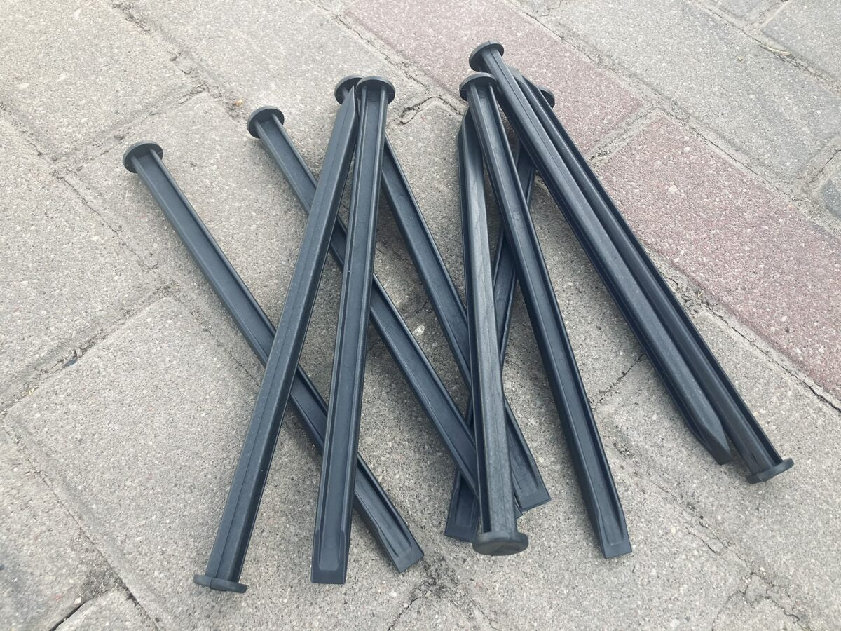 Plastmasas naglas (10 gab.)